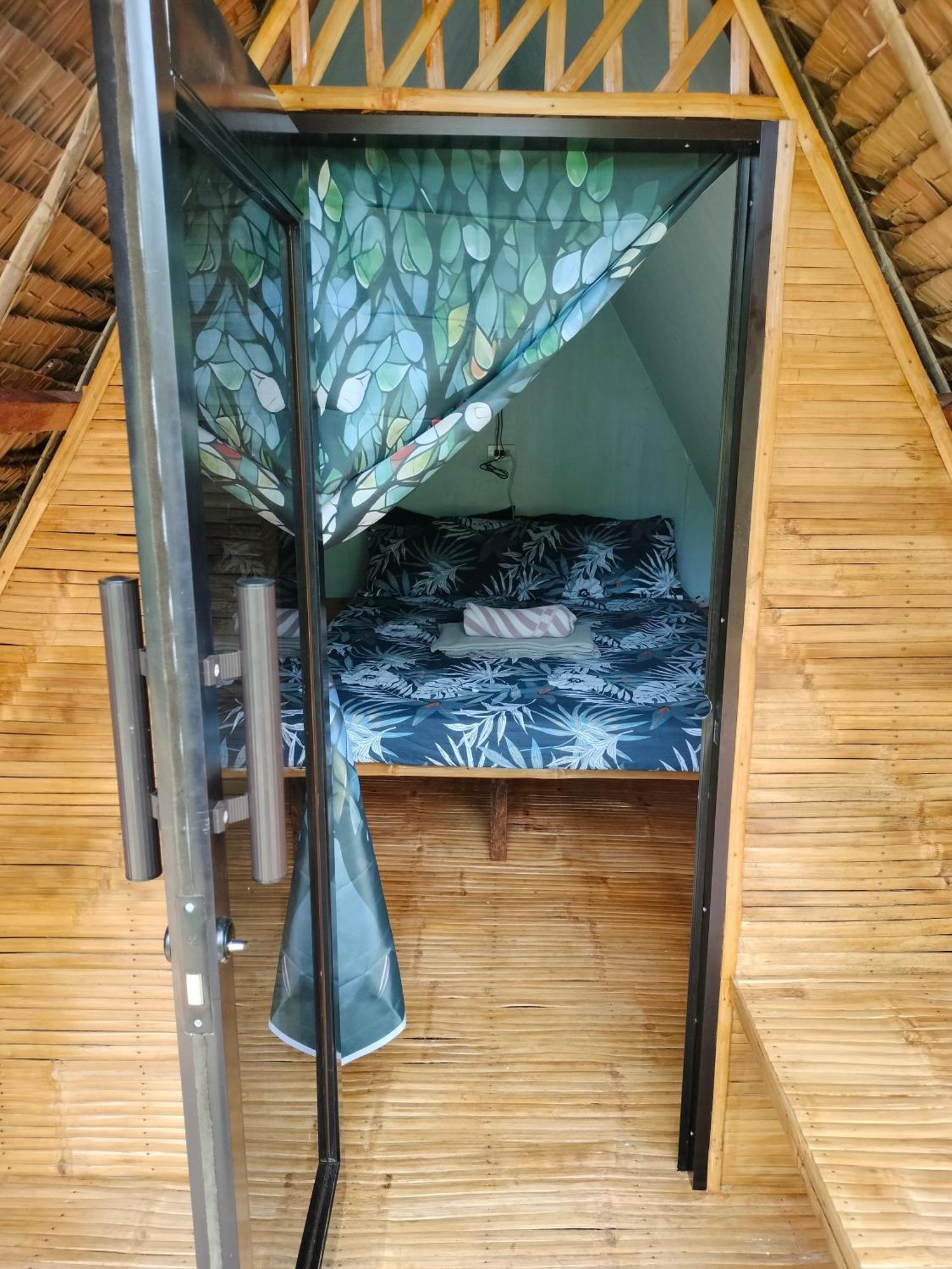 Riu Del Mar Hostel Dauis Zewnętrze zdjęcie